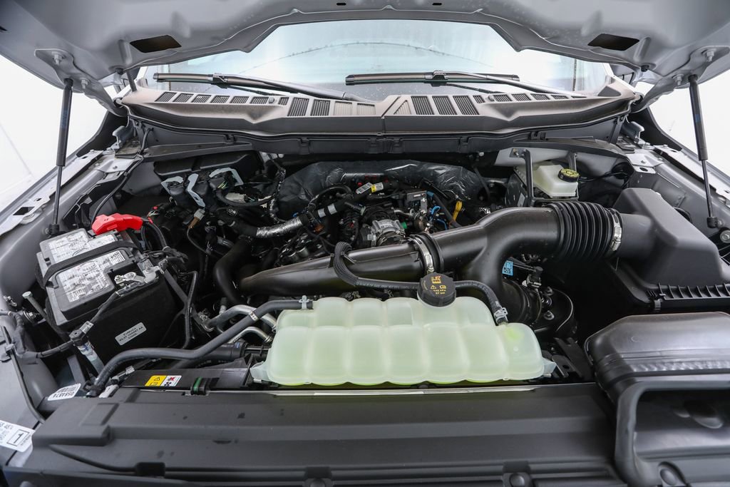 2025 Ford F-150 STX photo 17