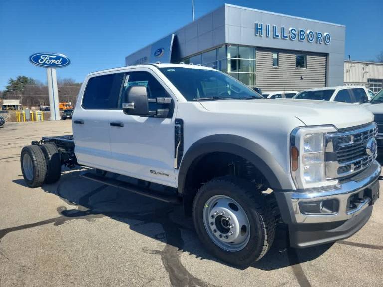 2025 Ford Super Duty F-550 DRW XL