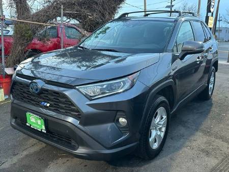 2019 Toyota RAV4 Hybrid XLE