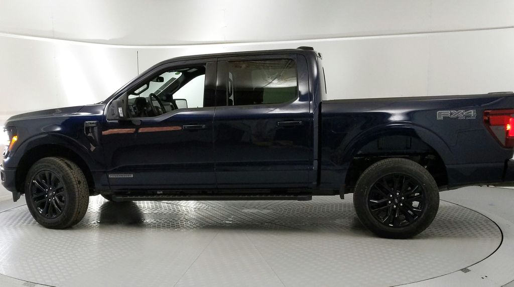 2025 Ford F-150 XLT photo 6