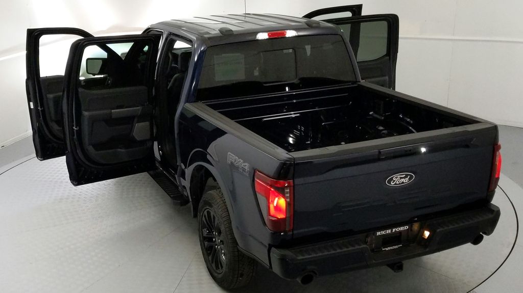 2025 Ford F-150 XLT photo 23