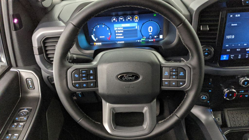 2025 Ford F-150 XLT photo 28
