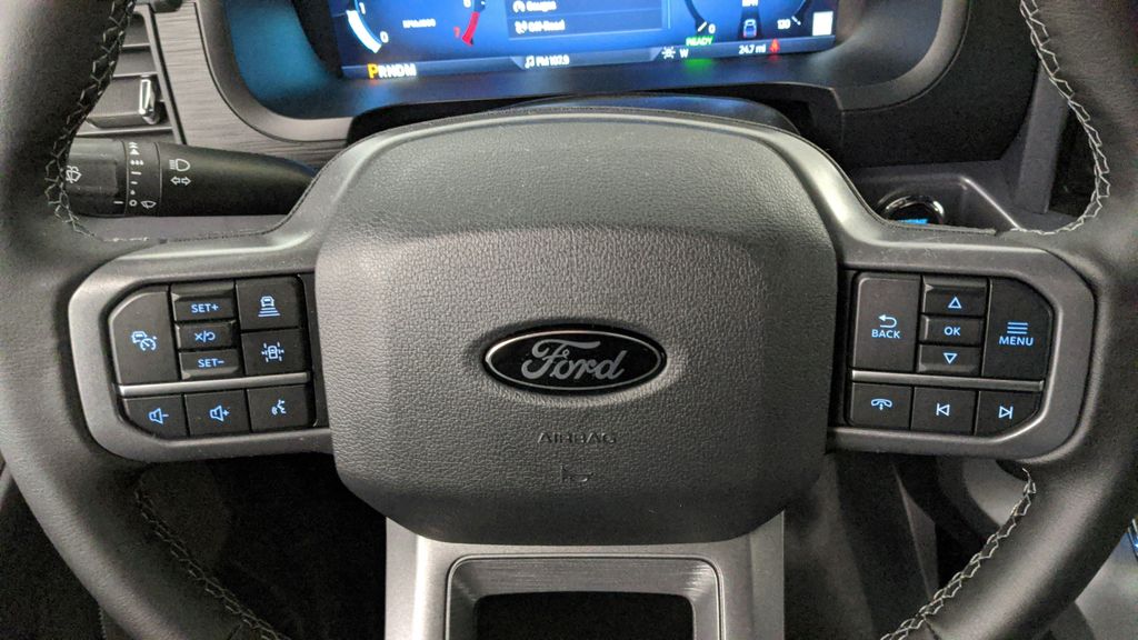 2025 Ford F-150 XLT photo 29
