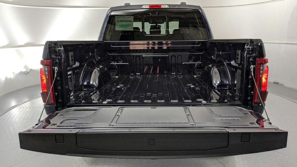 2025 Ford F-150 XLT photo 35