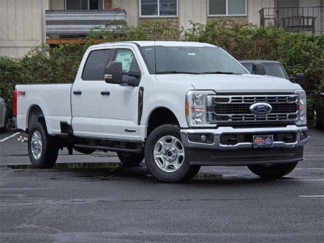 2025 Ford Super Duty F-350 SRW XLT