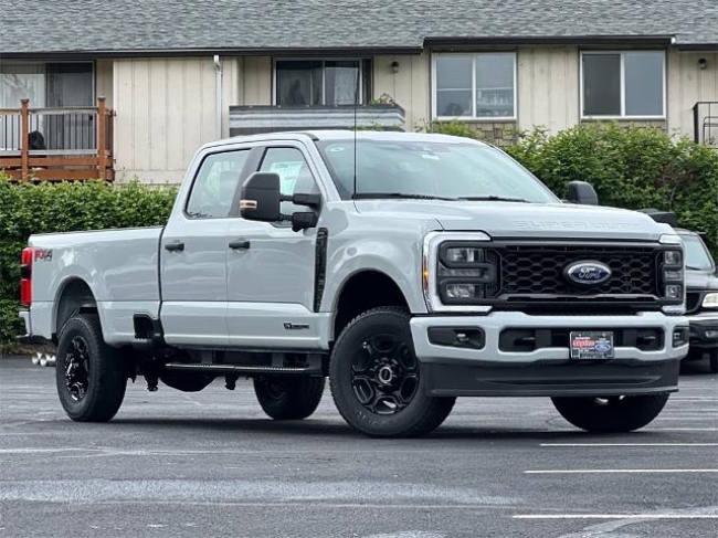 2025 Ford Super Duty F-350 SRW XL
