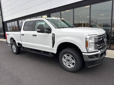 2025 Ford Super Duty F-350 SRW XLT
