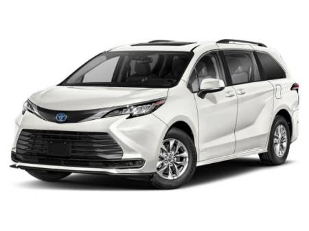 2022 Toyota Sienna LE