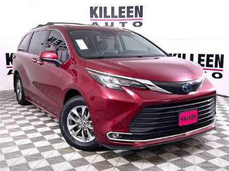 2022 Toyota Sienna XLE