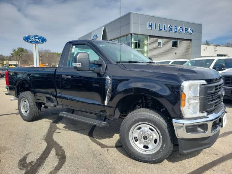 2025 Ford Super Duty F-350 SRW XL