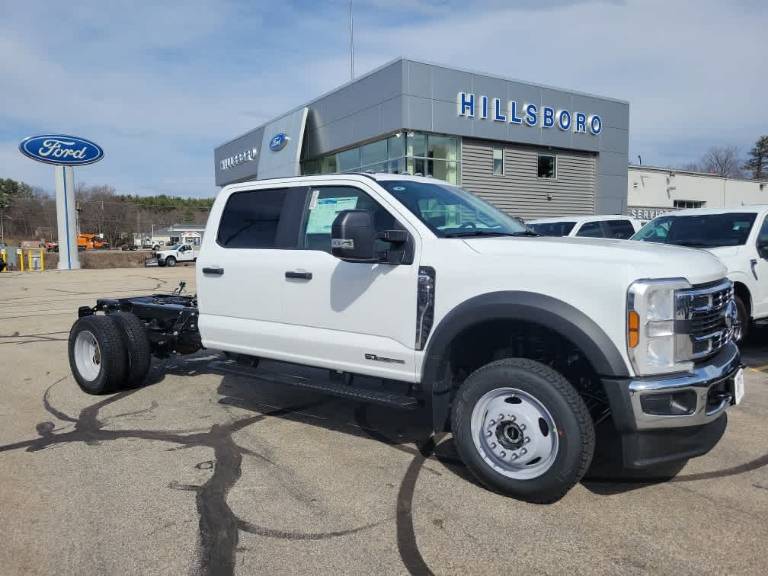 2025 Ford Super Duty F-550 DRW XL