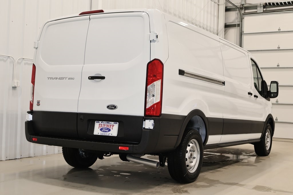 2025 Ford Transit photo 5