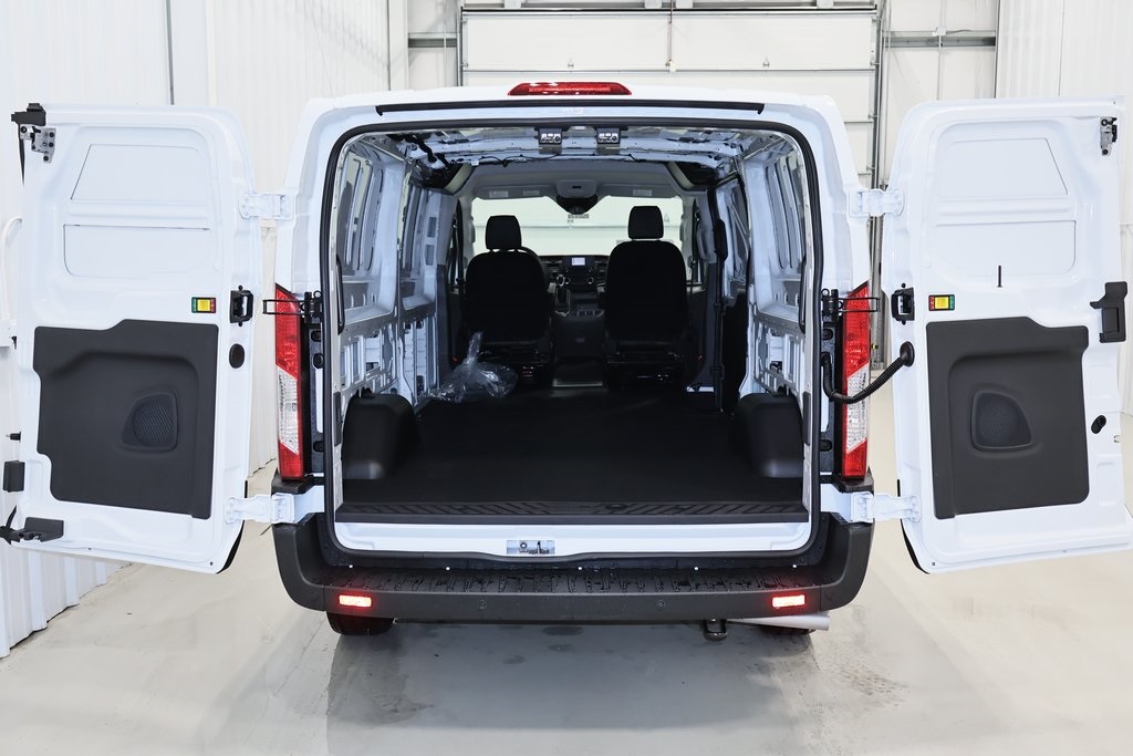 2025 Ford Transit photo 18