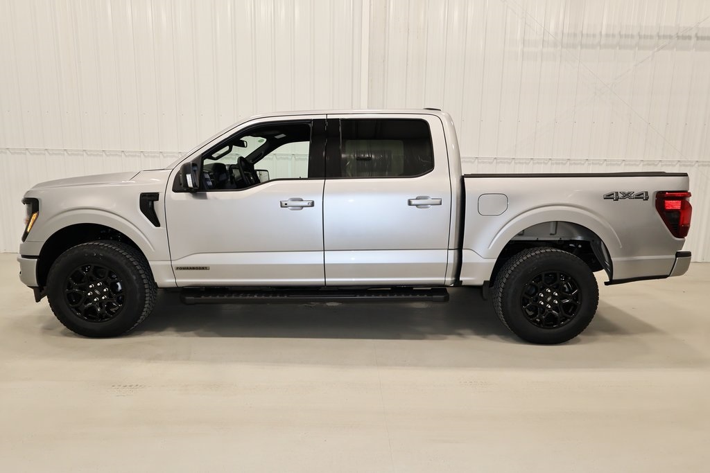2025 Ford F-150 XLT photo 5