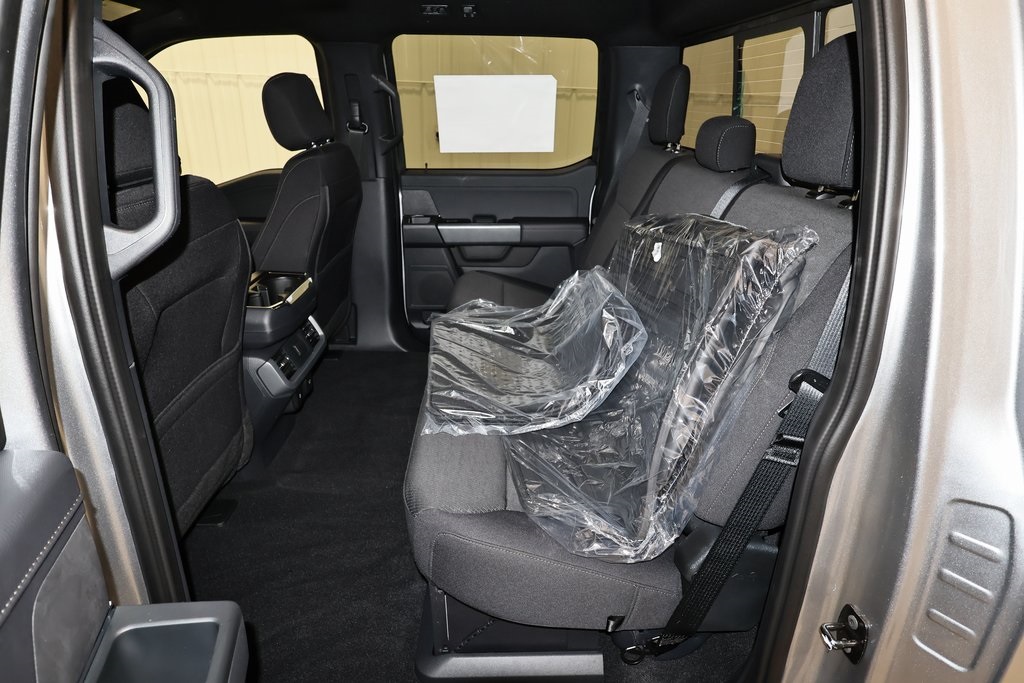 2025 Ford F-150 XLT photo 10