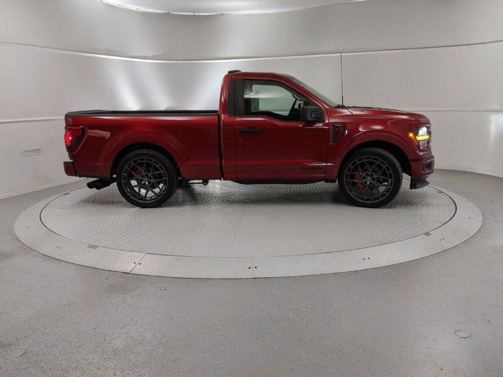 2025 Ford F-150 XL photo 2