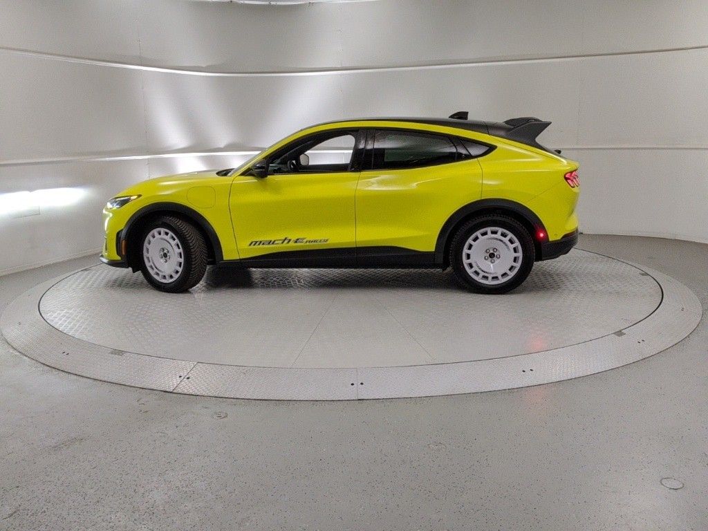 2024 Ford Mustang Mach-E GT photo 5