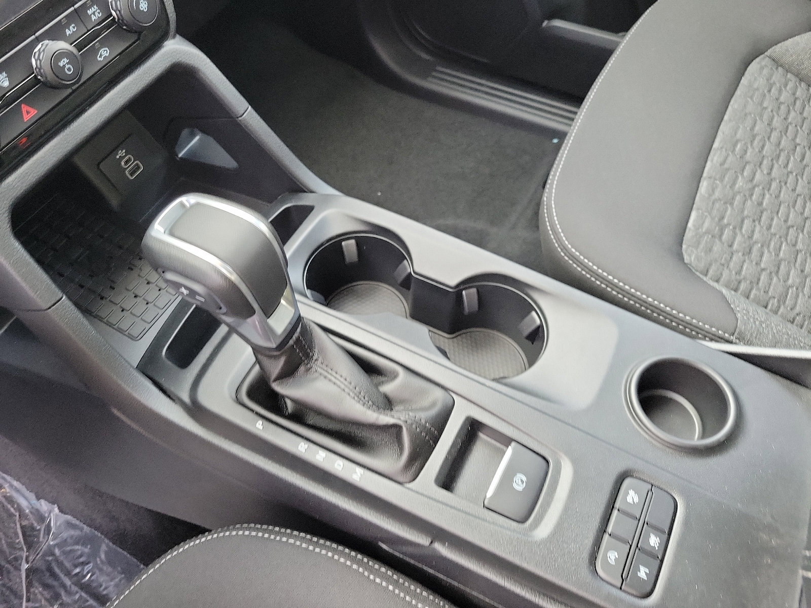 2024 Ford Ranger XLT photo 5