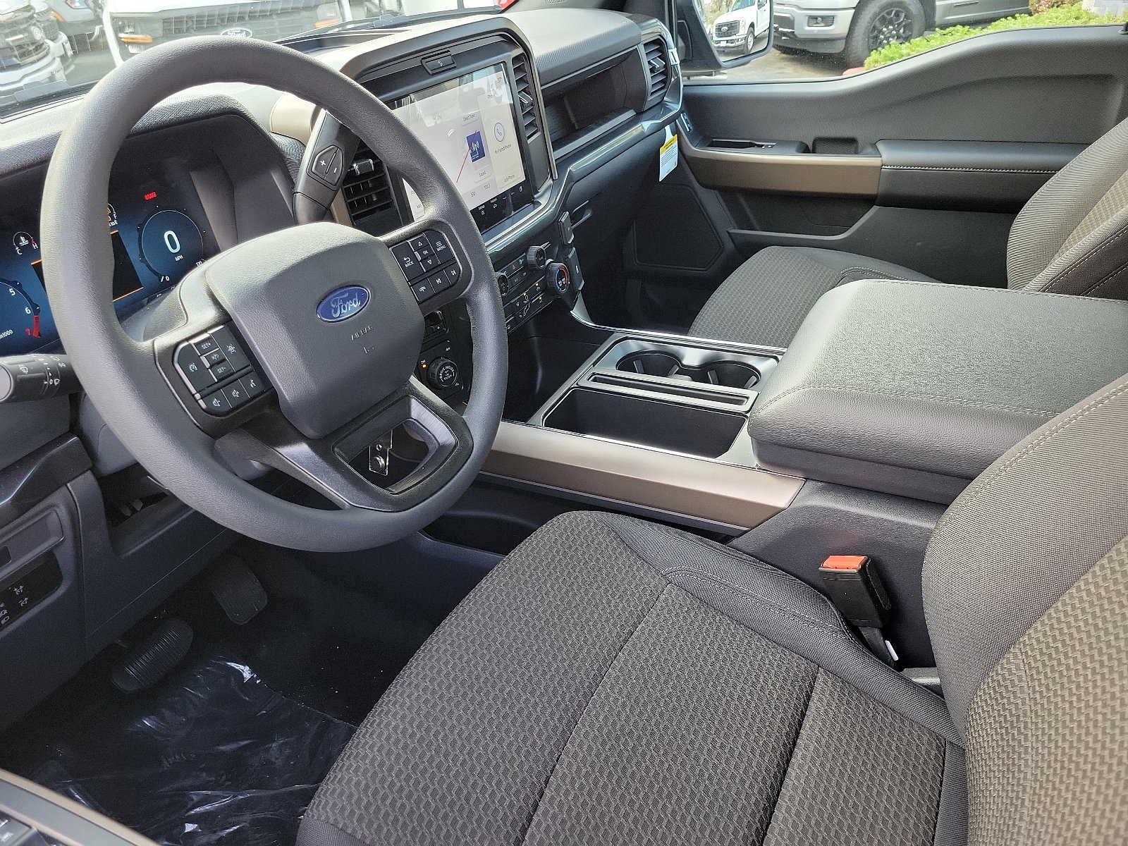 2025 Ford F-150 STX photo 3