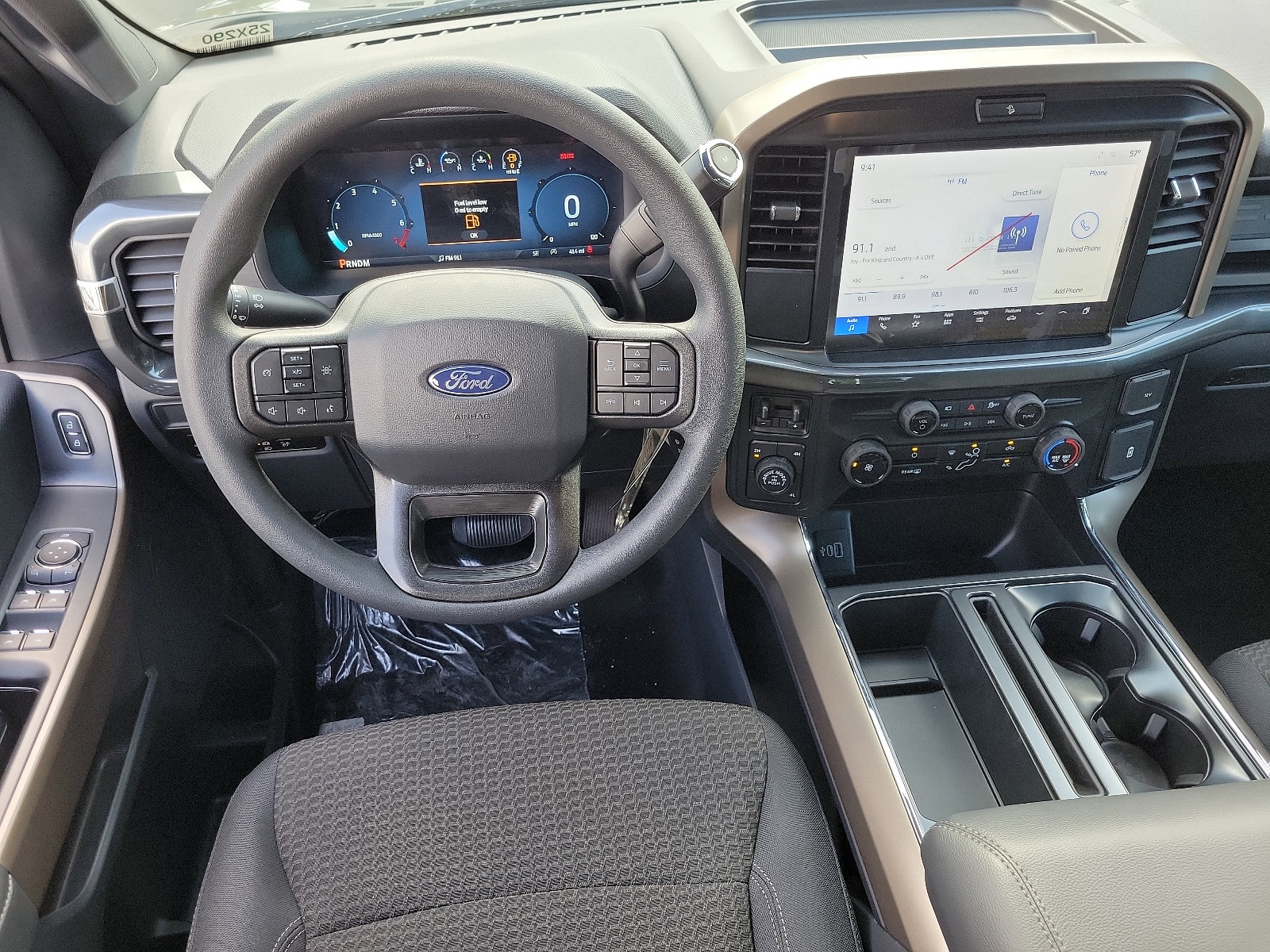 2025 Ford F-150 STX photo 4