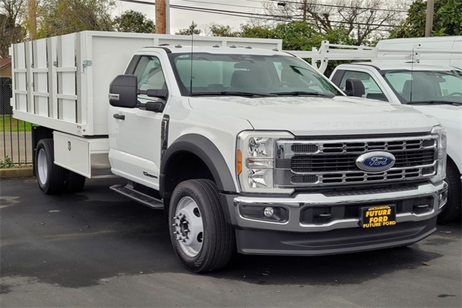 2024 Ford F-550 Super Duty Chassis Cab XL's photo
