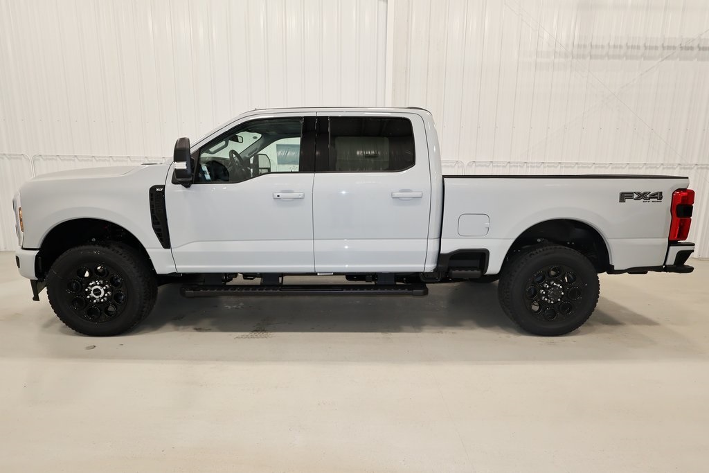 2025 Ford F-350 photo 5
