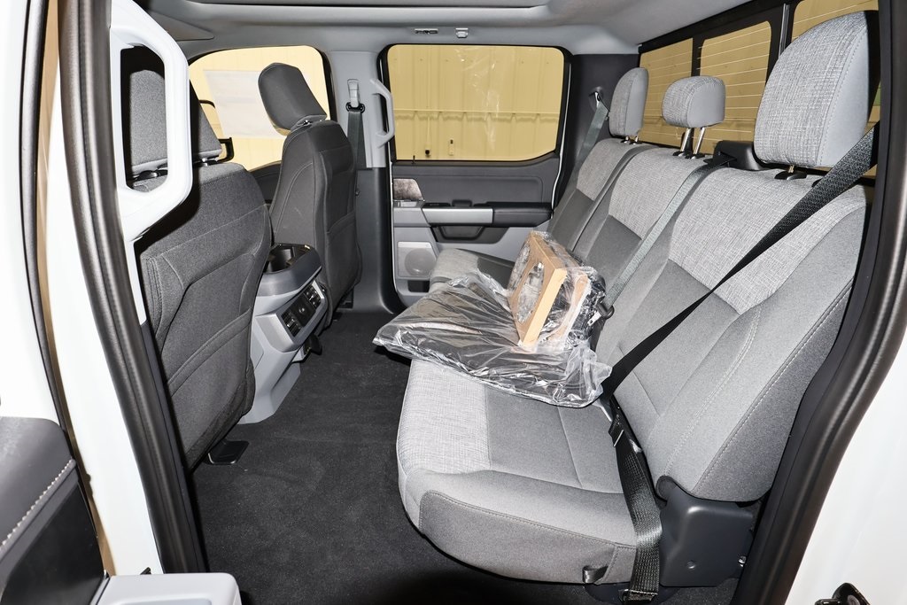 2025 Ford F-350 photo 11