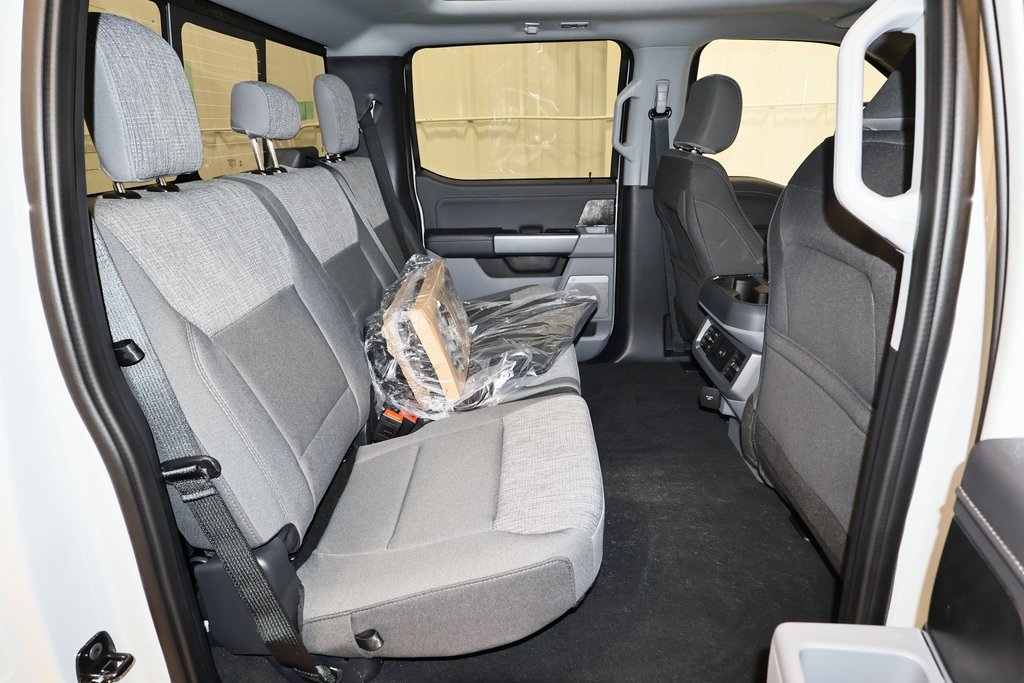2025 Ford F-350 photo 12