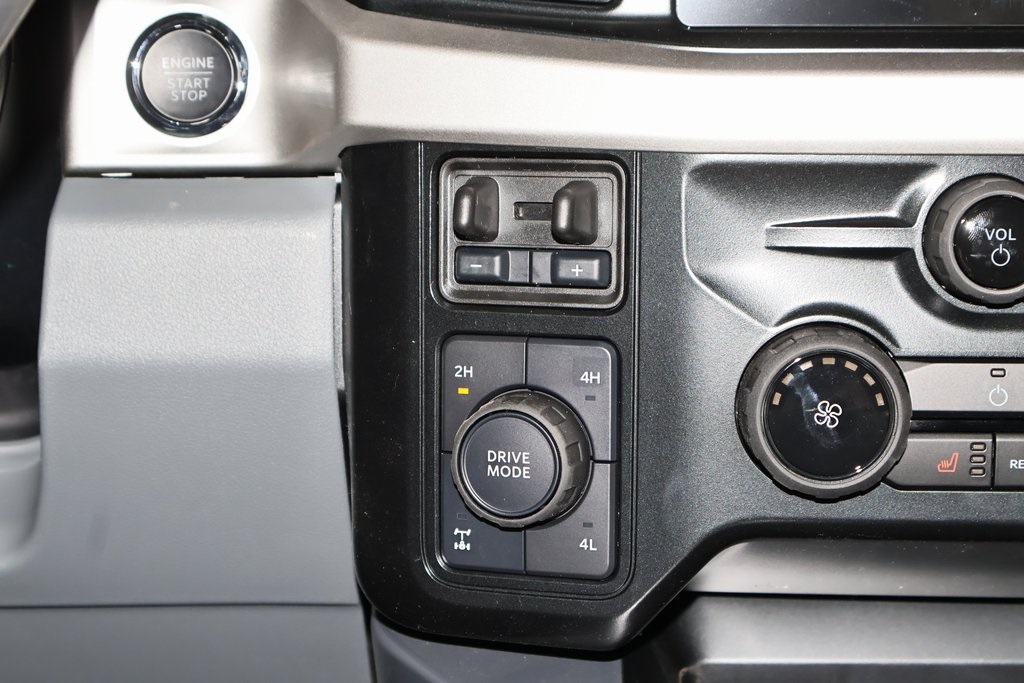 2025 Ford F-350 photo 17