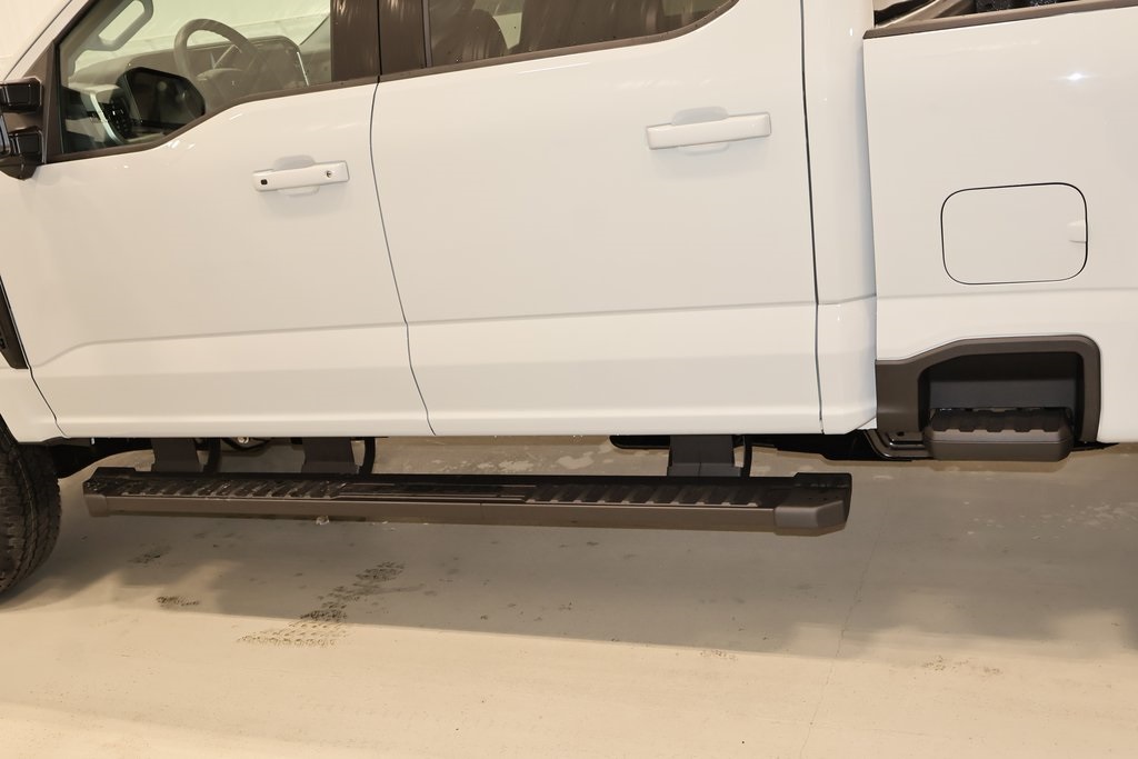 2025 Ford F-350 photo 25