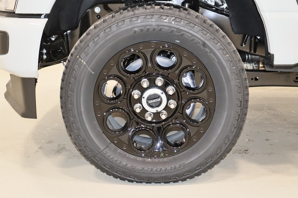 2025 Ford F-350 photo 27