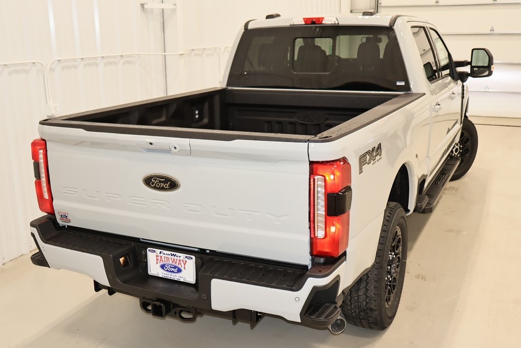 2025 Ford F-350 photo 29