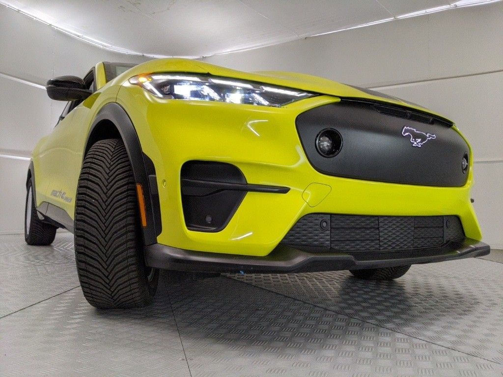 2024 Ford Mustang Mach-E GT photo 27