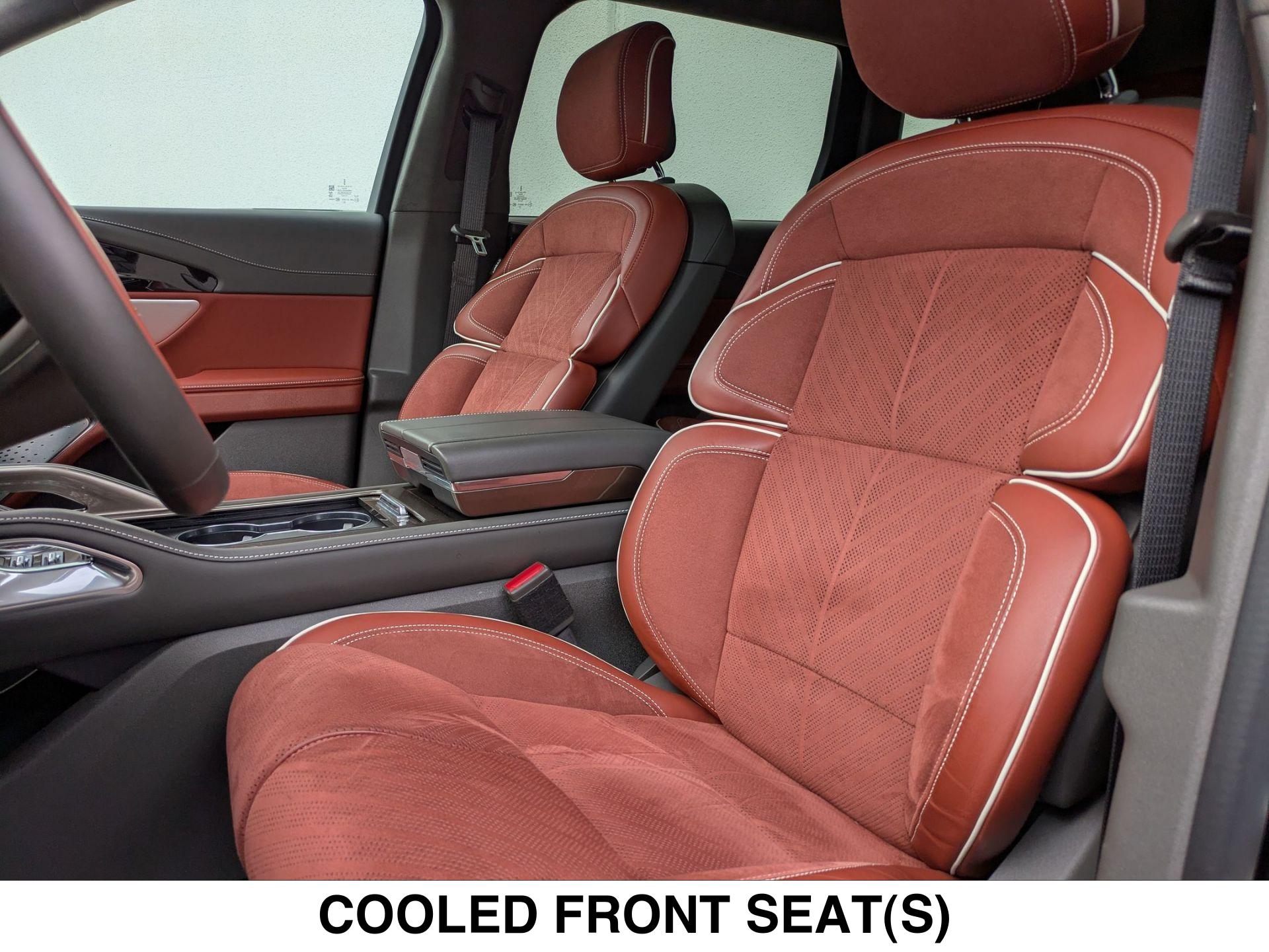 2024 Lincoln Nautilus Black Label photo 22