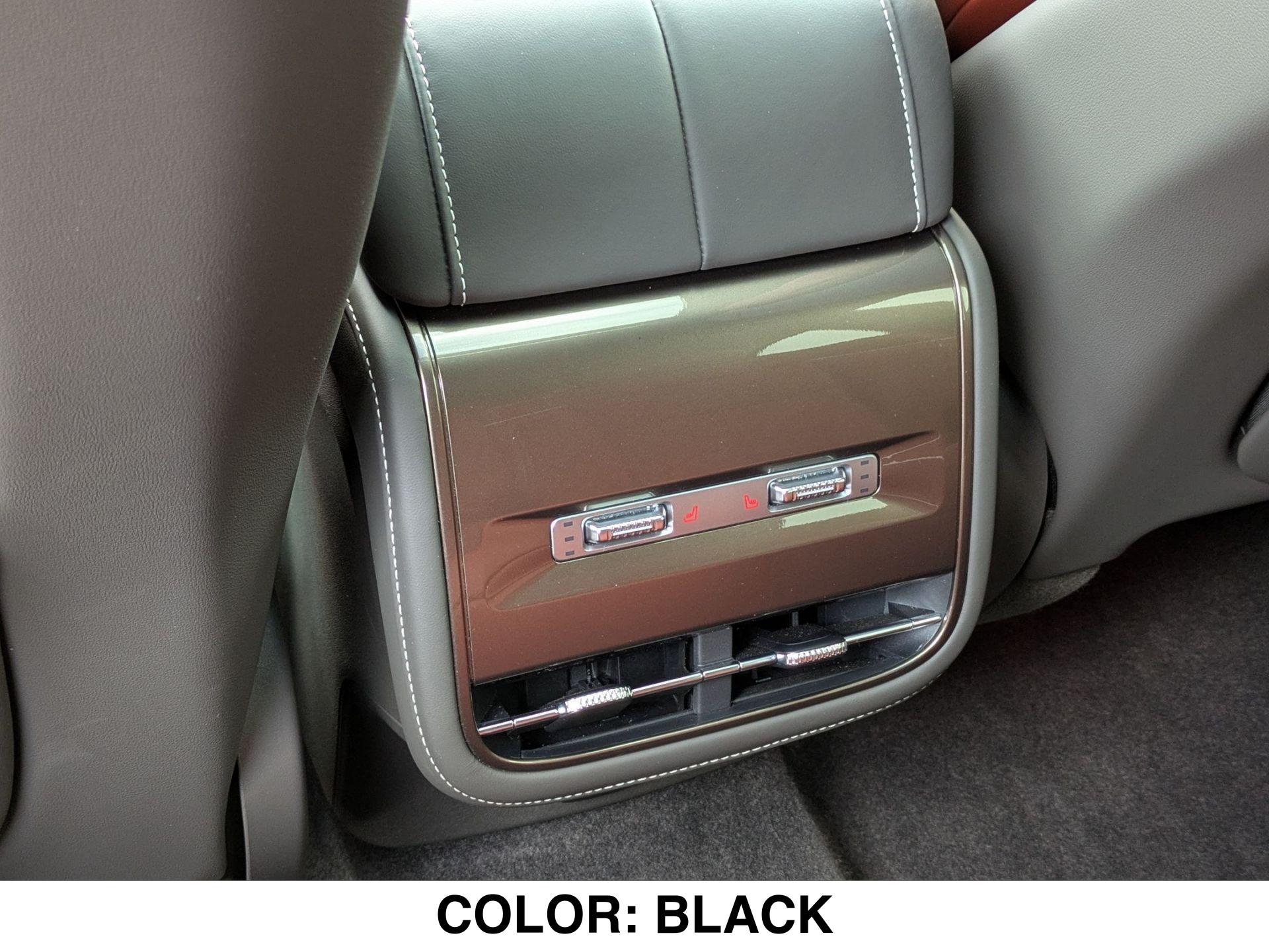 2024 Lincoln Nautilus Black Label photo 25