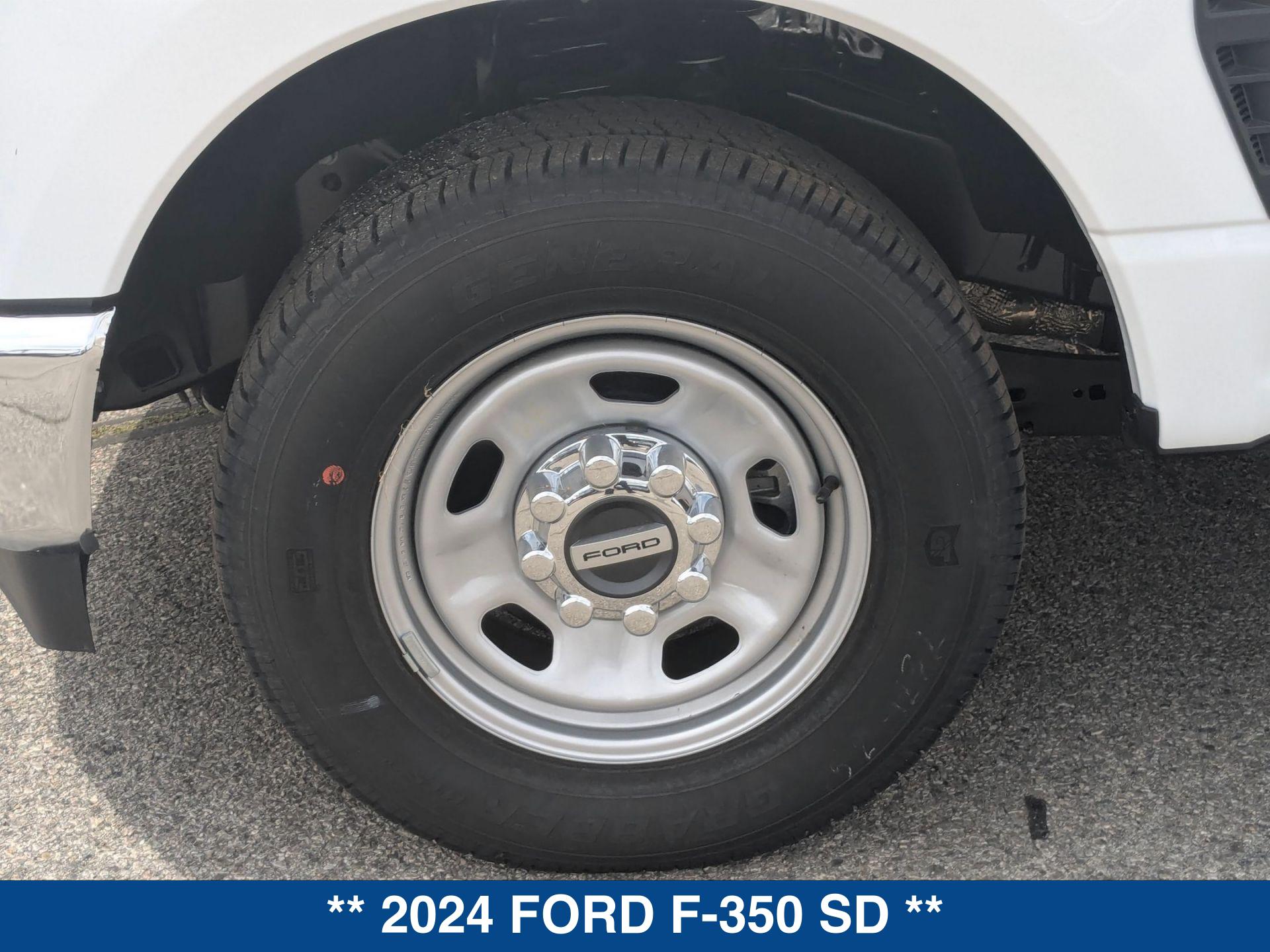 2024 Ford F-350 XL photo 11