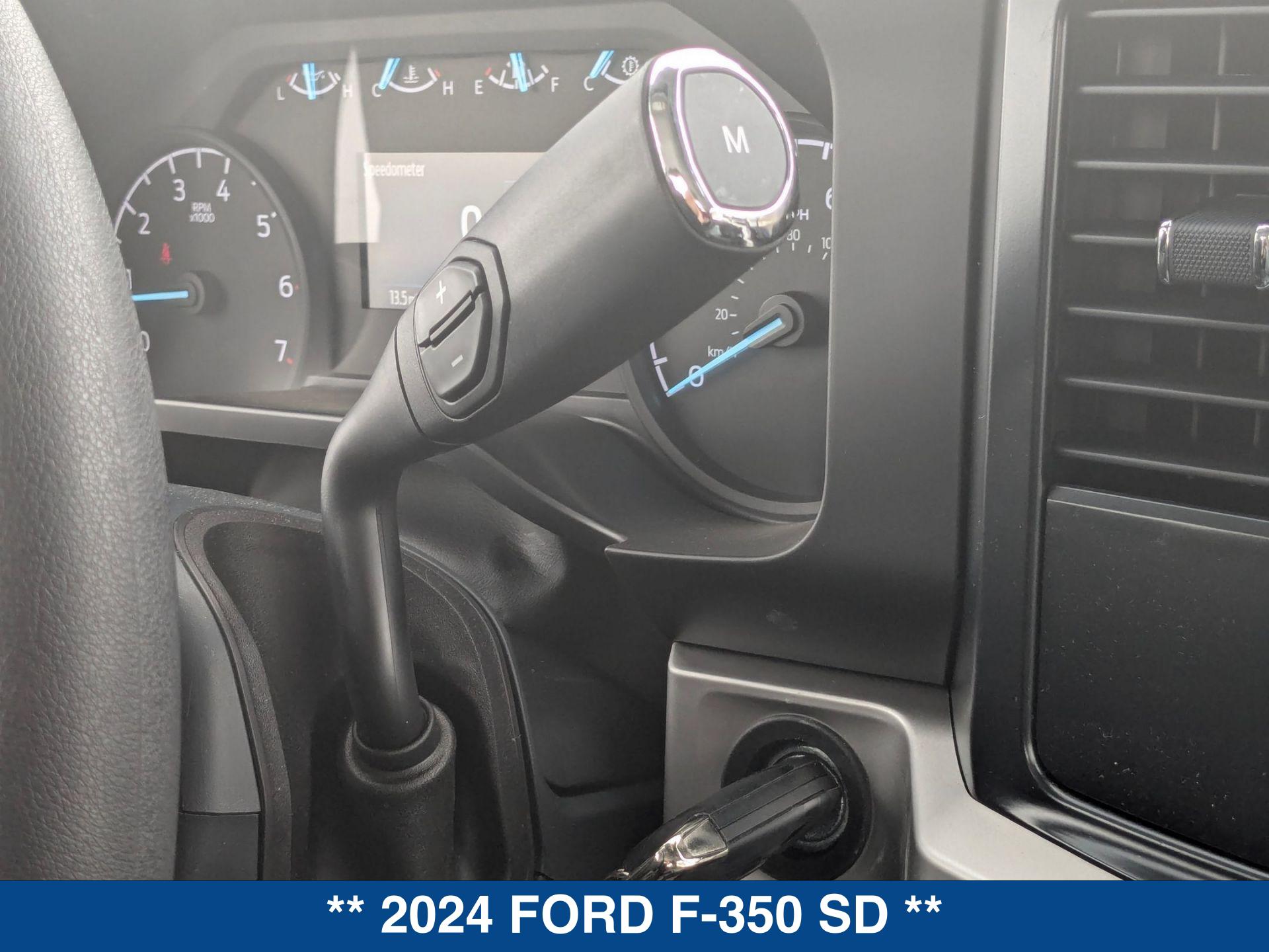 2024 Ford F-350 XL photo 17