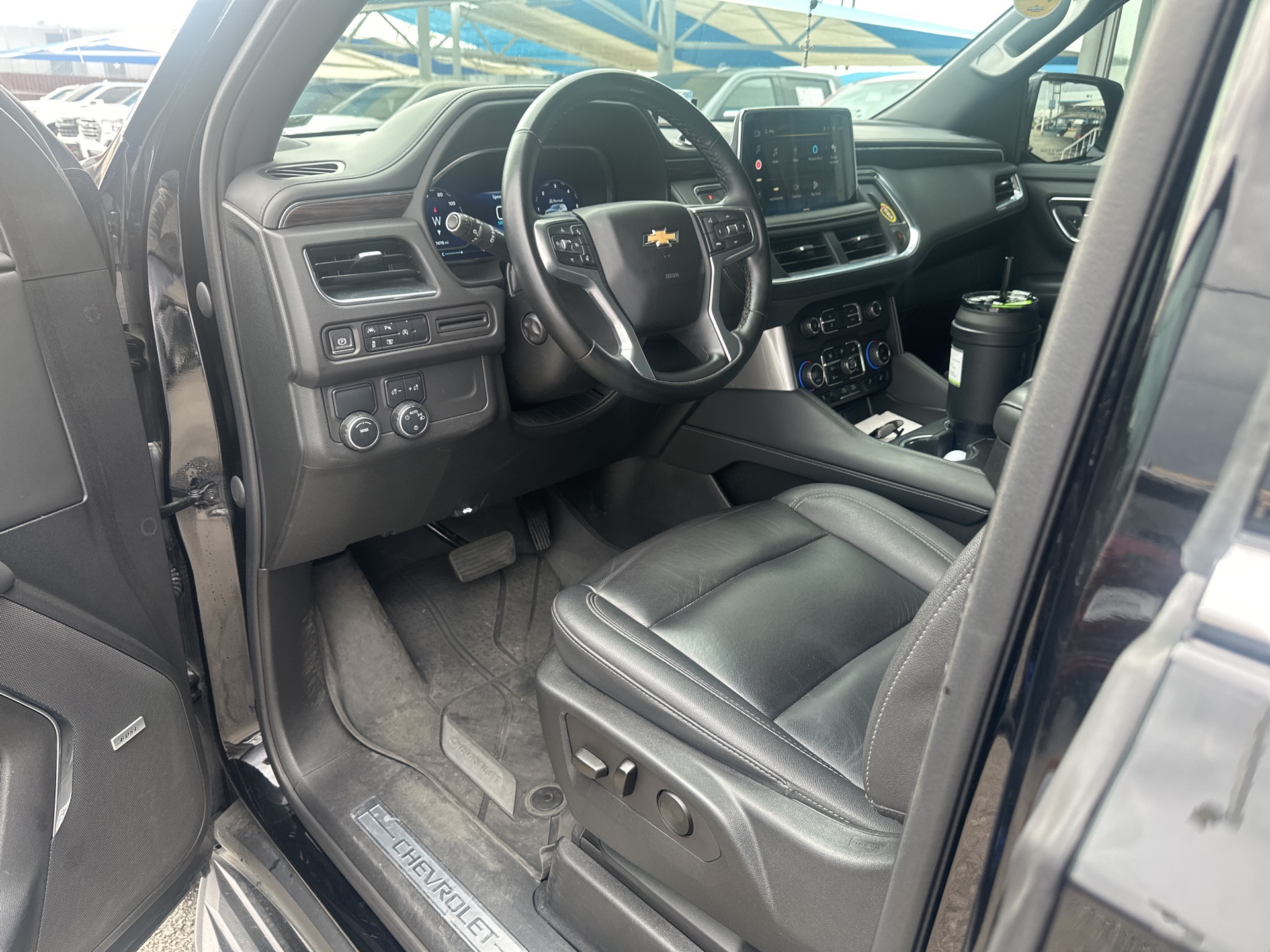 Used 2023 Chevrolet Suburban LT with VIN 1GNSCCKD9PR257463 for sale in Irving, TX