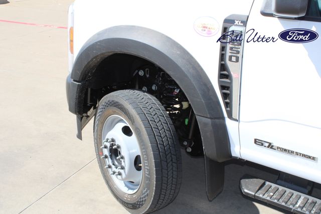 2024 Ford F-550 photo 6