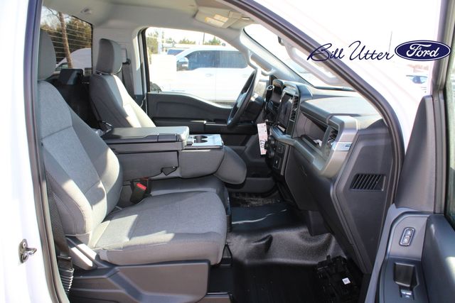 2025 Ford F-150 XL photo 7
