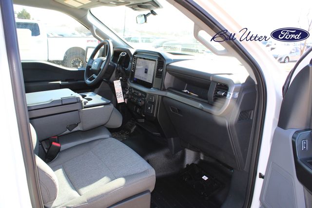 2025 Ford F-150 XL photo 8