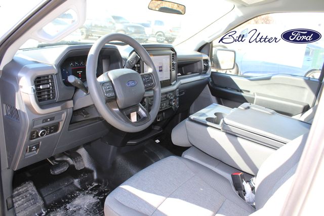 2025 Ford F-150 XL photo 10