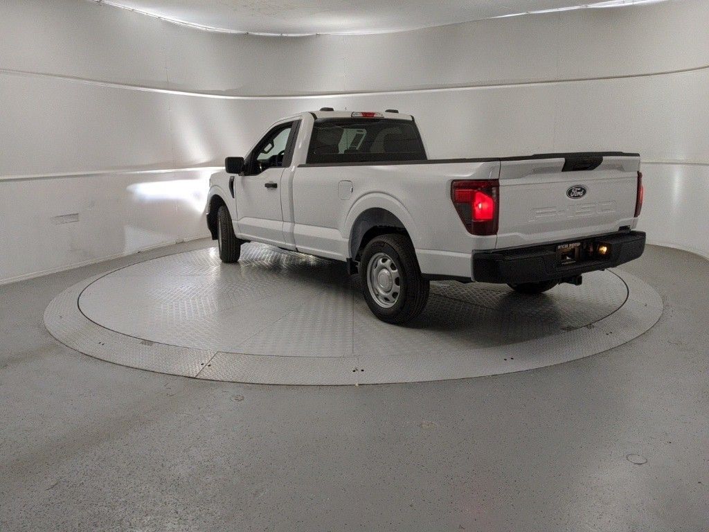 2025 Ford F-150 XL photo 4