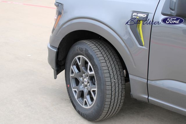 2025 Ford F-150 STX photo 5