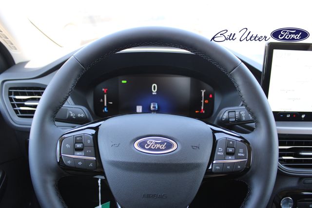 2025 Ford Escape Base photo 14