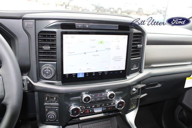 2025 Ford F-150 Platinum photo 18