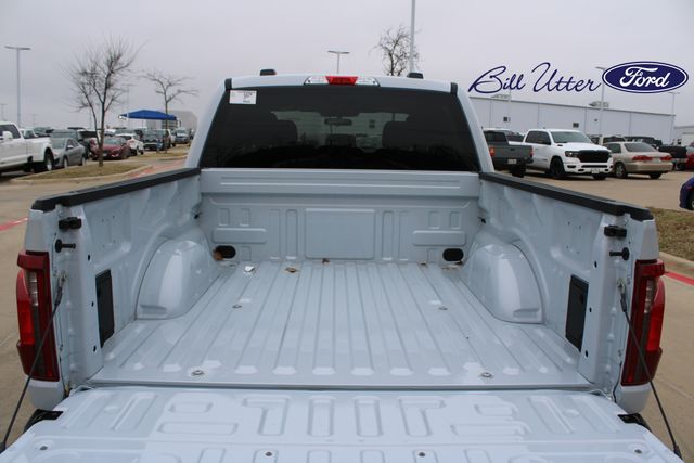 2025 Ford F-150 STX photo 5