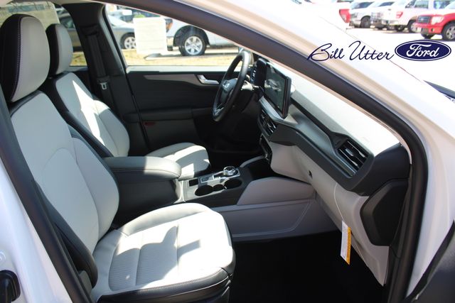 2025 Ford Escape Base photo 7