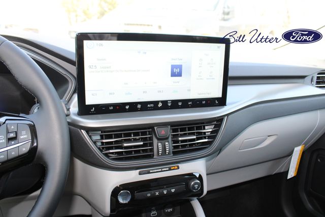 2025 Ford Escape Base photo 11
