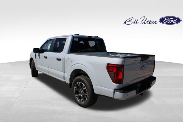 2025 Ford F-150 STX photo 4